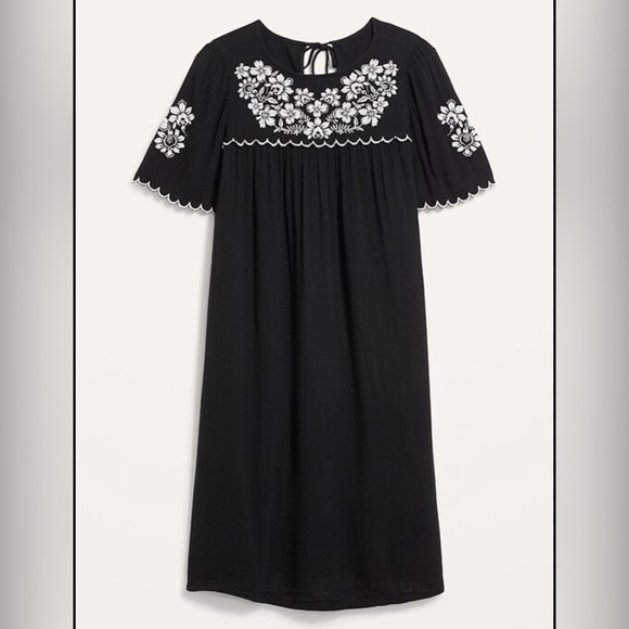 Old Navy | Dresses | Old Navy Embroidered Swing Midi Dress Xs | Poshmark